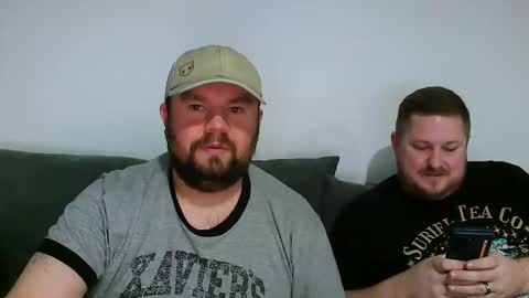 ja_couple online show from April 10, 2026, 6:23 pm