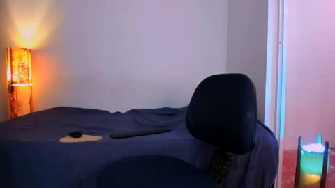 jaacksn online show from December 10, 2024, 12:49 pm