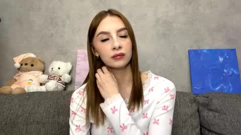 Snapshot of jacindagica chatting on April 24, 2026, 8:44 pm Riley online show from April 24, 2026, 8:44 pm