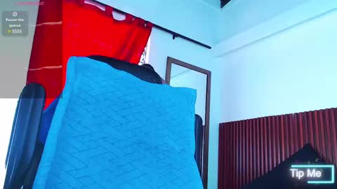   online show from February 14, 2025, 6:08 pm