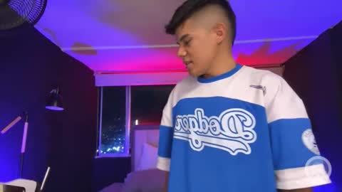 JACK CASTELL online show from May 5, 2026, 1:13 am