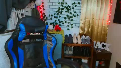 Snapshot of jack_collins69 chatting on October 15, 2025, 12:00 am JACK online show from October 15, 2025, 12:00 am