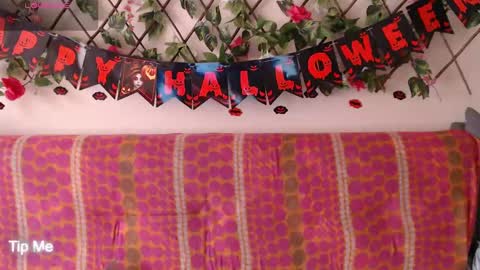 Jack and Emily online show from October 21, 2025, 2:40 pm