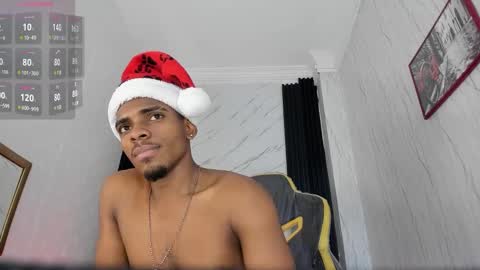 Snapshot of jack_muscles69_ chatting on December 13, 2024, 4:05 pm Jack online show from December 13, 2024, 4:05 pm