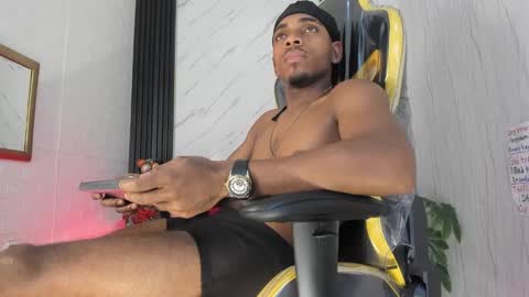 Snapshot of jack_muscles69_ chatting on December 30, 2024, 10:34 pm Jack online show from December 30, 2024, 10:34 pm