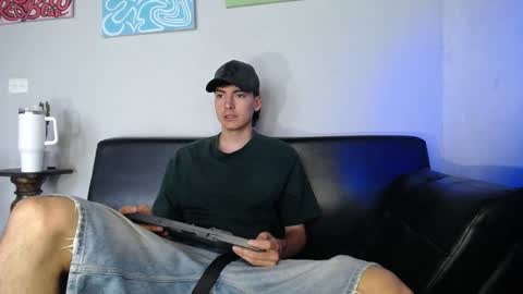 Snapshot of jack_norizz chatting on January 14, 2025, 2:22 pm INDEPENDENT MODEL online show from January 14, 2025, 2:22 pm