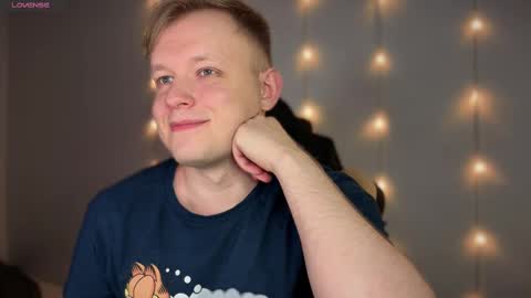 Snapshot of jack_only__ chatting on March 12, 2025, 11:22 pm Anton online show from March 12, 2025, 11:22 pm