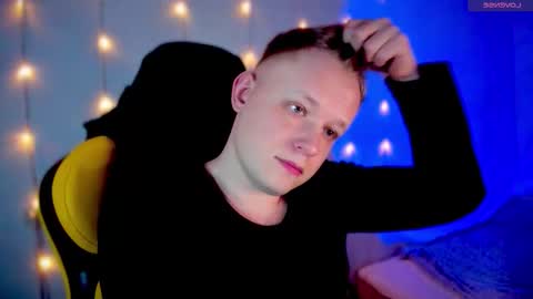 Snapshot of jack_only__ chatting on October 25, 2025, 9:53 pm Anton online show from October 25, 2025, 9:53 pm