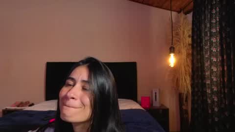 jackiie_ online show from June 26, 2026, 1:59 pm