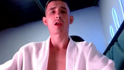 Snapshot of jackk_ho chatting on April 14, 2026, 8:09 am Jack online show from April 14, 2026, 8:09 am
