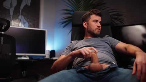 Snapshot of jackoffdude85 chatting on January 17, 2025, 8:45 am Colten Carter online show from January 17, 2025, 8:45 am