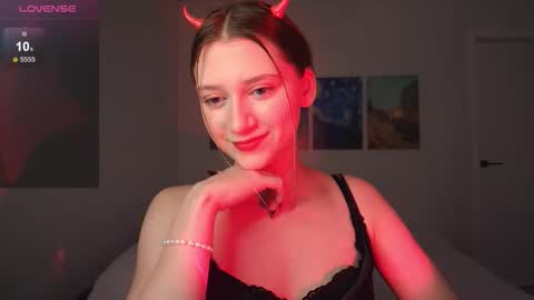 Snapshot of jackp0t__ chatting on October 31, 2025, 12:17 pm Win by life online show from October 31, 2025, 12:17 pm