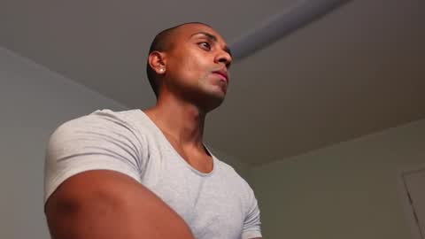 Jacky online show from October 21, 2025, 7:58 pm