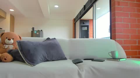 Jackson Wayne online show from April 17, 2026, 1:58 pm