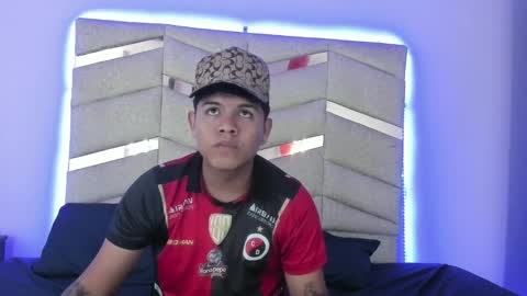 Snapshot of jacksonparker_ chatting on December 16, 2024, 7:21 pm Jackson online show from December 16, 2024, 7:21 pm