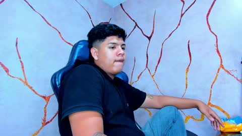 Snapshot of jacksonparker_ chatting on February 11, 2025, 8:20 pm Jackson online show from February 11, 2025, 8:20 pm