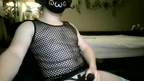 Snapshot of jacksonthorynn chatting on June 1, 2026, 6:37 am JacksonThoryn online show from June 1, 2026, 6:37 am