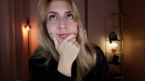 Snapshot of jacky_croft chatting on March 31, 2026, 2:02 am Linda Sofia help me get to 100 thumbs up online show from March 31, 2026, 2:02 am