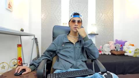 jacob_blackwell online show from October 25, 2025, 7:08 pm