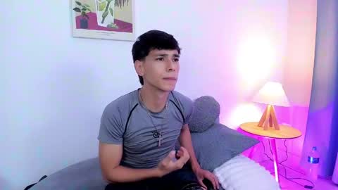 jacob_colliins online show from May 17, 2026, 3:04 am