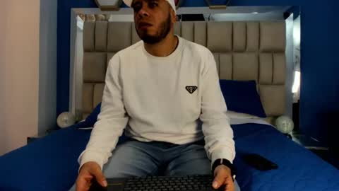 jacob_garcia_ online show from November 23, 2025, 11:54 am