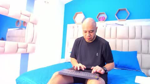 jacob_garcia_ online show from November 25, 2025, 12:05 pm