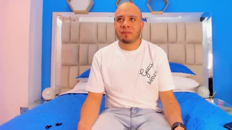 jacob_garcia_ online show from November 27, 2025, 7:38 pm