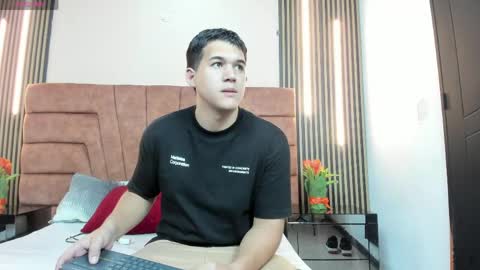 jacob_schneider online show from May 20, 2026, 7:20 pm