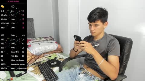 Snapshot of jacobb_lee chatting on January 17, 2025, 9:17 pm Jacob Lee online show from January 17, 2025, 9:17 pm