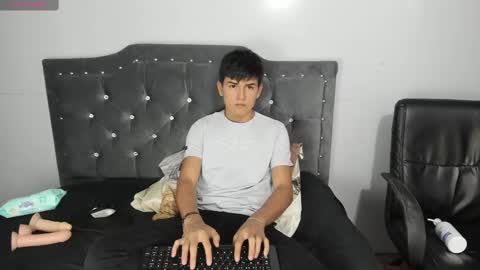 Snapshot of jacobb_lee chatting on March 12, 2025, 8:52 pm Jacob Lee online show from March 12, 2025, 8:52 pm
