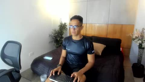 jacobdraven online show from November 20, 2025, 3:39 am