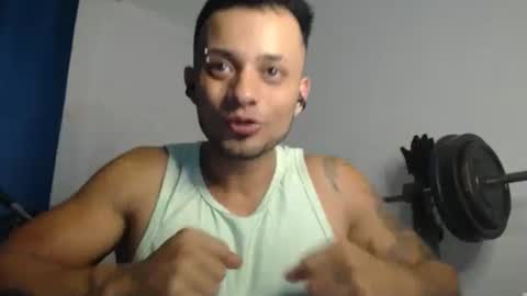 Snapshot of jacobjamess chatting on January 16, 2025, 11:37 pm jacobjamess online show from January 16, 2025, 11:37 pm