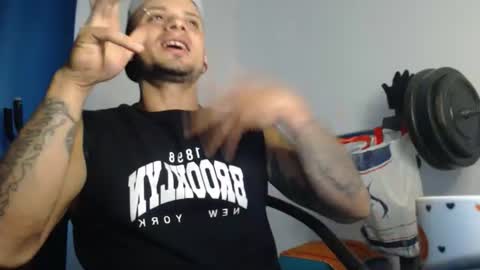 Snapshot of jacobjamess chatting on January 18, 2025, 10:17 pm jacobjamess online show from January 18, 2025, 10:17 pm