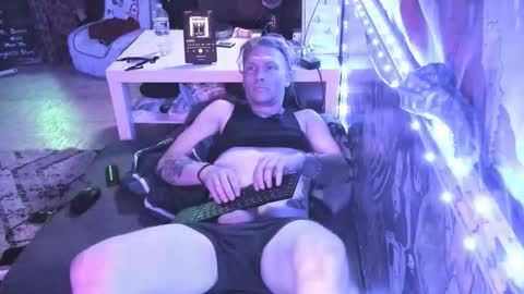 Snapshot of jacobshotelroom chatting on May 28, 2026, 6:10 am jacobshotelroom online show from May 28, 2026, 6:10 am