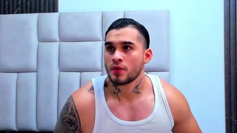 Snapshot of jacobsthorm chatting on December 2, 2025, 3:23 am jacobsthorm online show from December 2, 2025, 3:23 am