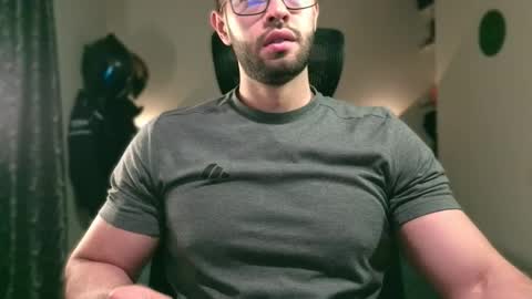 Snapshot of jacobt77 chatting on February 22, 2026, 11:36 pm Jacob online show from February 22, 2026, 11:36 pm