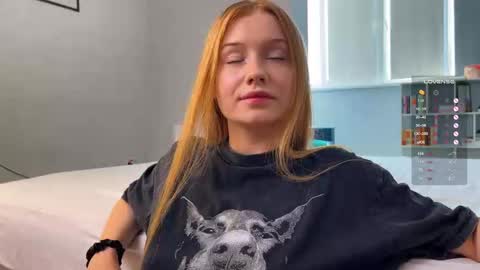 Jacques  Emily  online show from September 17, 2025, 11:23 am