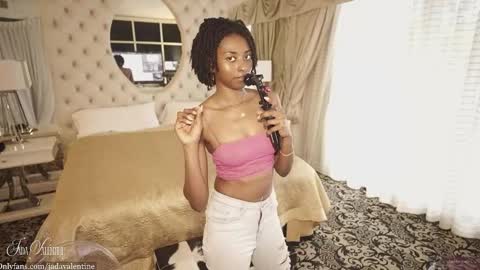 Snapshot of jada_valentine chatting on January 11, 2026, 2:44 pm Jada online show from January 11, 2026, 2:44 pm