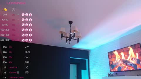 Snapshot of jade__swift chatting on October 19, 2025, 12:39 pm Jade online show from October 19, 2025, 12:39 pm