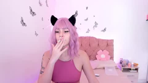 Snapshot of jade__weed chatting on October 27, 2025, 11:09 pm online show from October 27, 2025, 11:09 pm