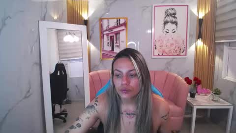 Jade  online show from October 19, 2025, 3:40 am