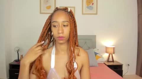 Jade smile online show from November 5, 2025, 2:50 pm