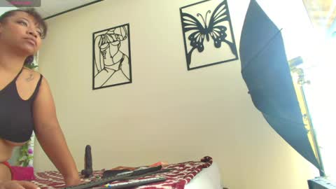 JADE online show from April 1, 2026, 9:43 am