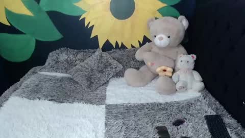 Snapshot of jade_scarlett1 chatting on February 19, 2025, 3:49 pm jade_scarlett1 online show from February 19, 2025, 3:49 pm