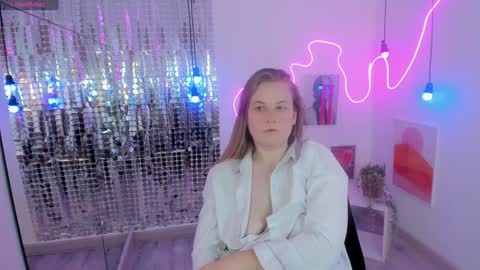 Jade online show from February 8, 2025, 11:45 pm