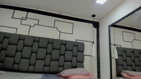 Snapshot of jade_squirt chatting on December 16, 2024, 11:12 am Jade online show from December 16, 2024, 11:12 am