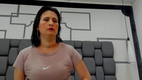 Snapshot of jade_squirt chatting on December 30, 2024, 11:04 am Jade online show from December 30, 2024, 11:04 am