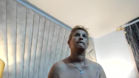 Snapshot of jade_squirt chatting on November 14, 2025, 10:25 am Jade online show from November 14, 2025, 10:25 am