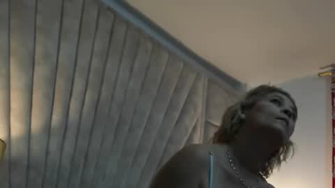 Snapshot of jade_squirt chatting on December 2, 2025, 10:09 am Jade online show from December 2, 2025, 10:09 am