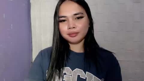 jade_suck online show from May 12, 2026, 3:47 am